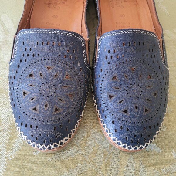 Spring Step Shoes - Picture 6 of 8